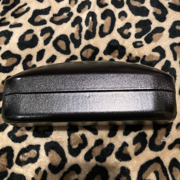 Jumbo Coach Black Leather Eye Glasses/Sunglasses Case w/Cleaning Cloth- NWOT - Picture 2 of 6